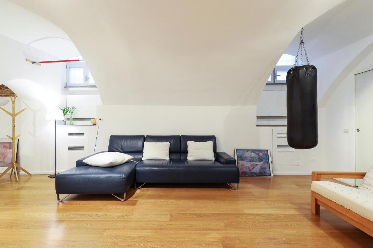 Casa Molino Luxury Loft Apartment มิลาน ภายนอก รูปภาพ